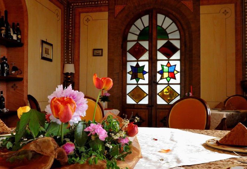 بنسيون Relais Castelluccio Palusse