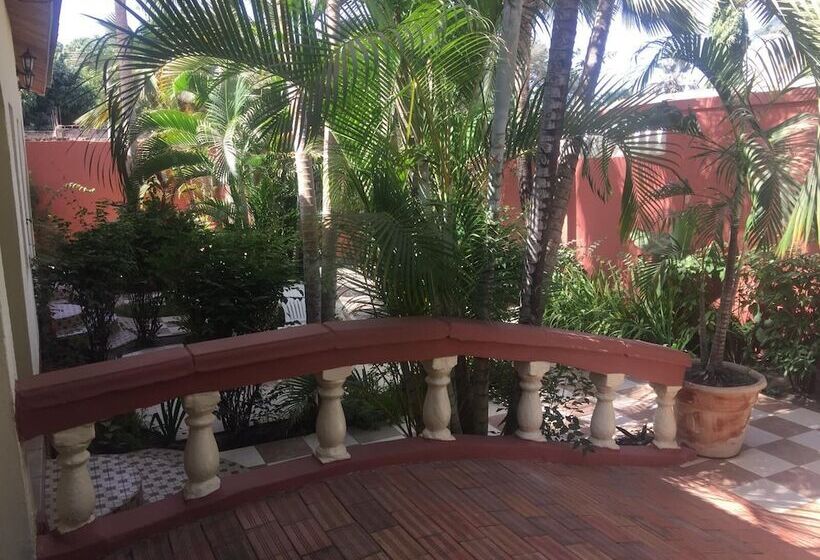 Sermaho Residence Adults Only