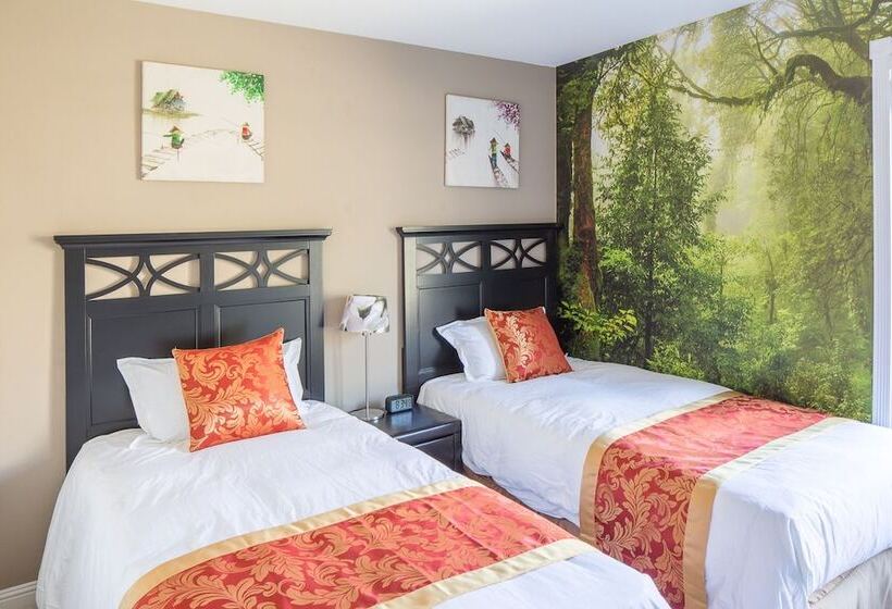 Sunny And Elegant Villa