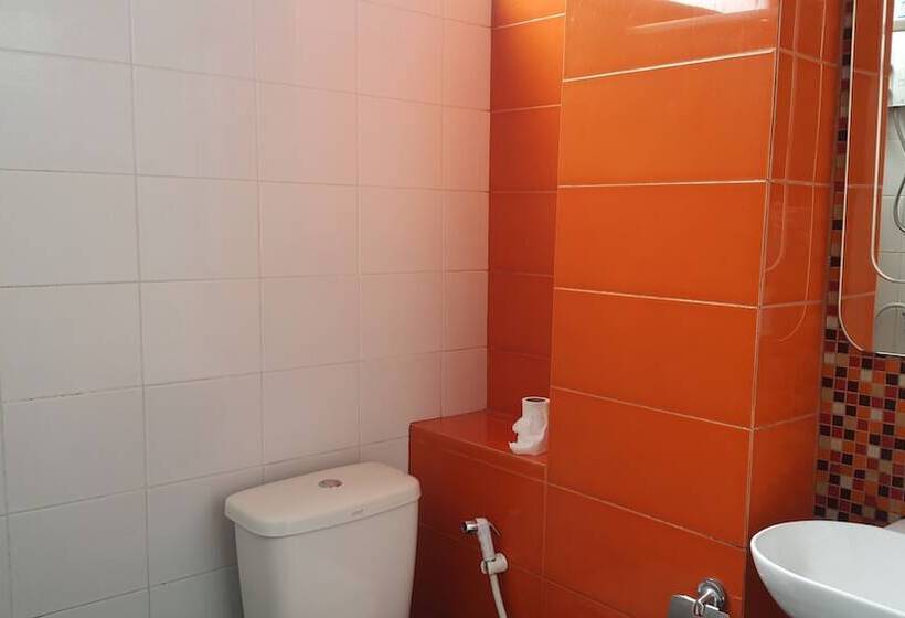 The Living Hotel At Surat Thani