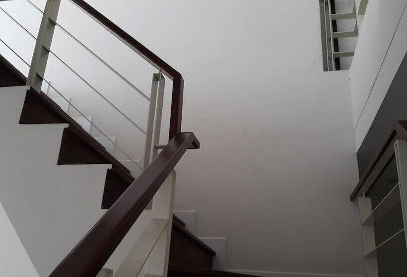 The Living Hotel At Surat Thani