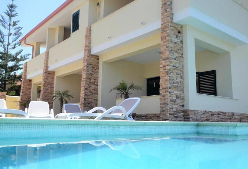 Villa Paglianiti   Your Family Residence!