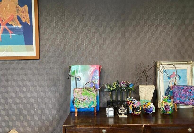 فندق صغير Nokhook House