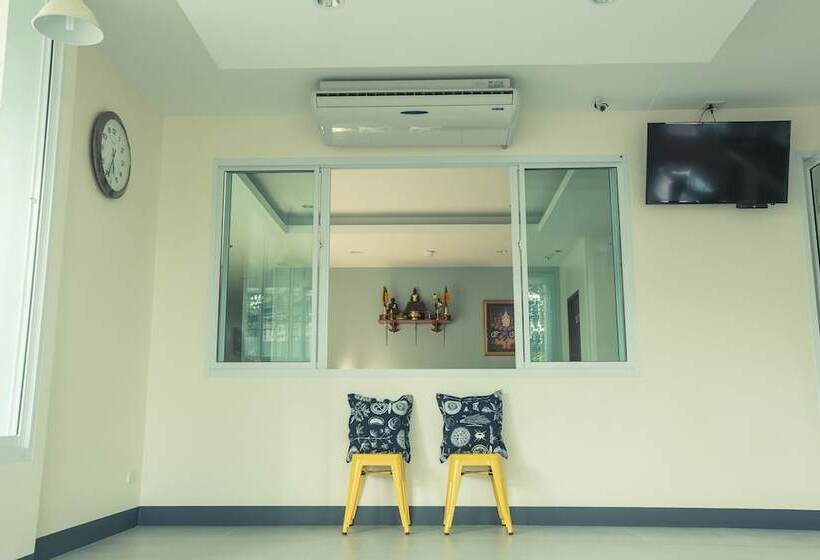 호스텔 The 9th House