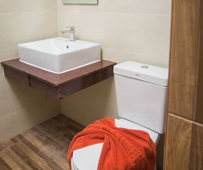 호스텔 The 9th House