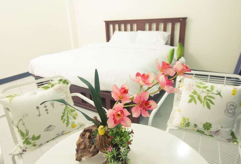 호스텔 The 9th House