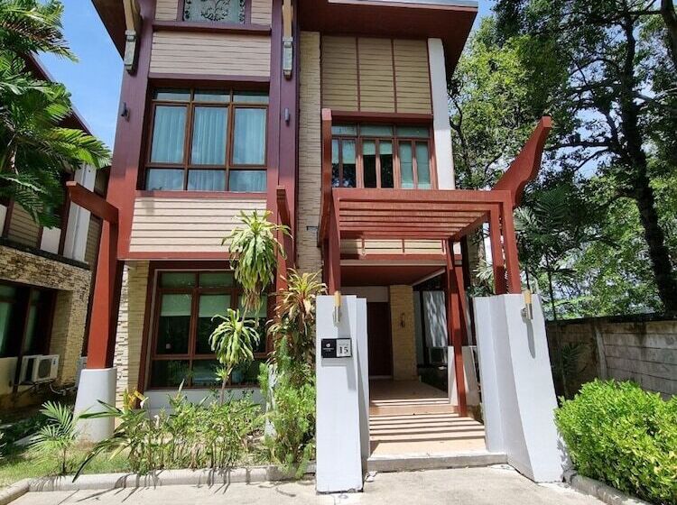 Amatapura Beach Villa 15