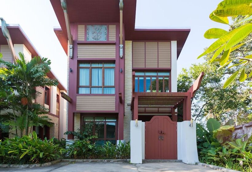 Amatapura Beach Villa 15