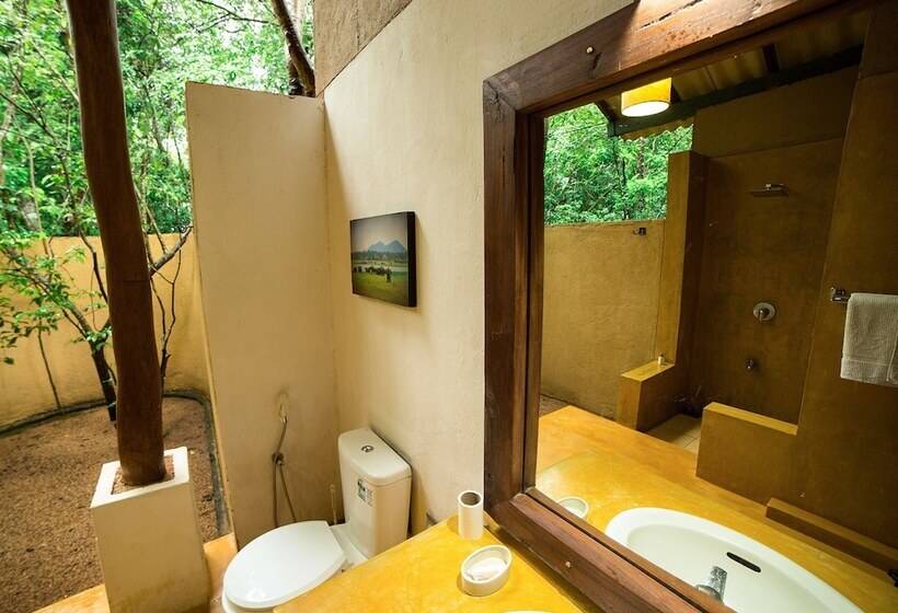 Back Of Beyond Pidurangala