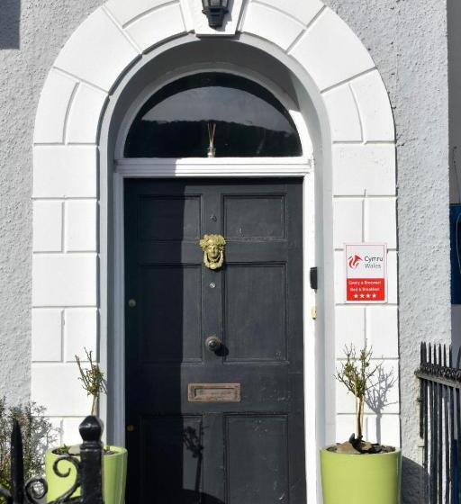 צימר Eaton House