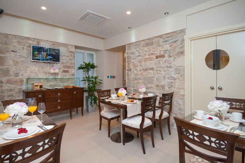 住宿加早餐  Heritage Hotel Antique Split