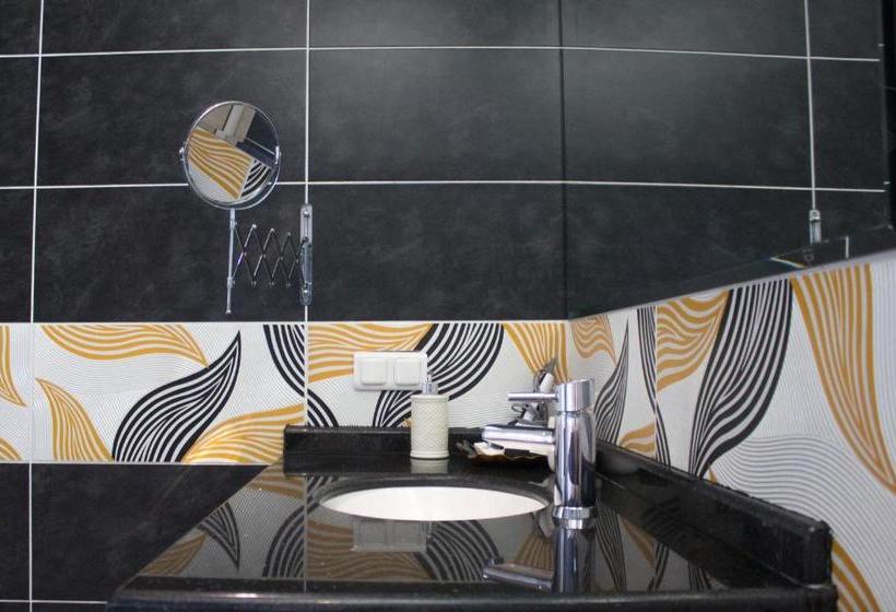 住宿加早餐  Lumina Otel