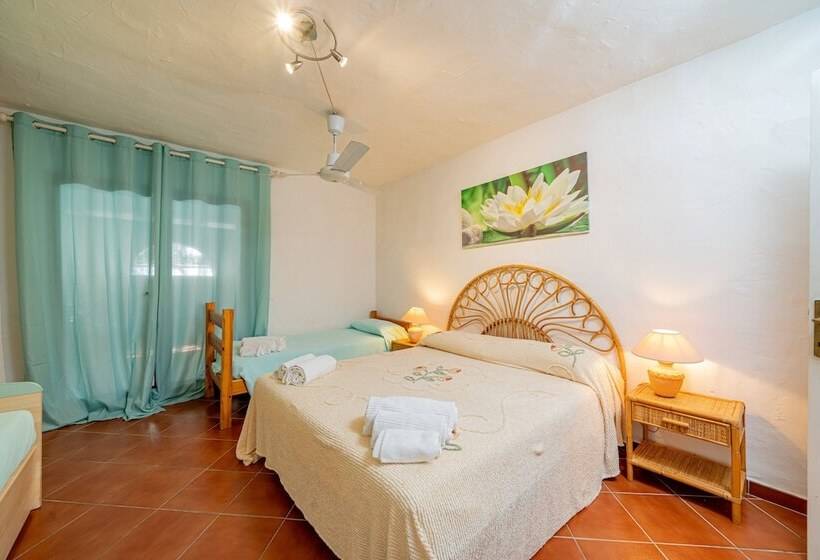 Casa Leda