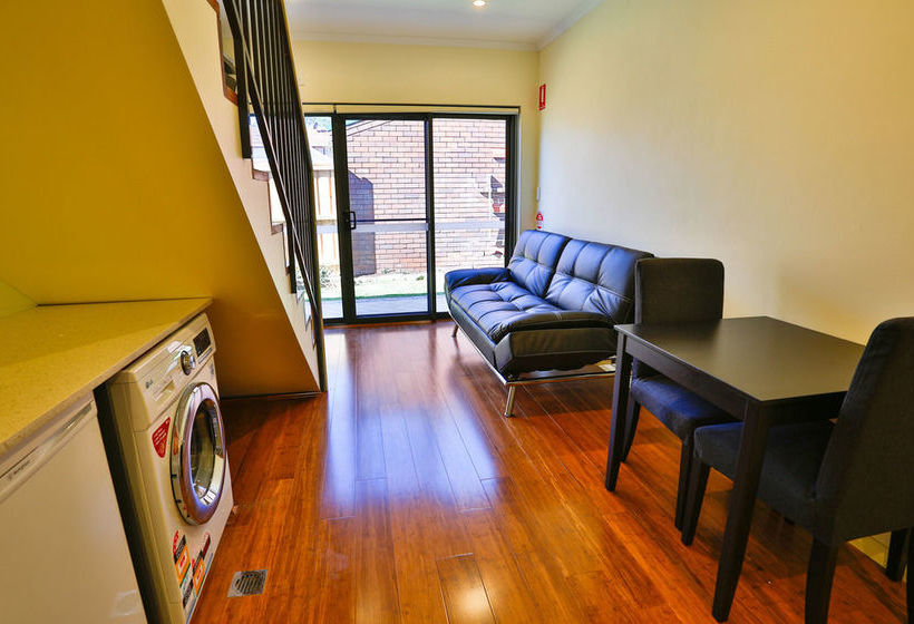 Centennial Park Lodge