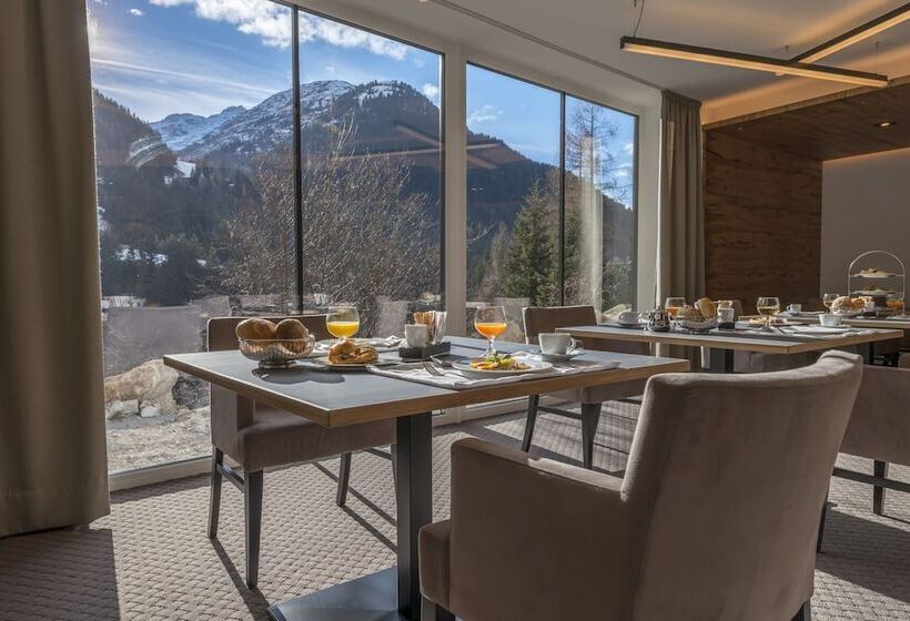 Heart Hotel Grischuna