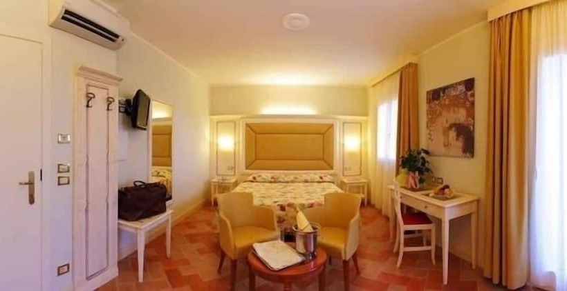 هتل Antica Fornace Relais By La Principina