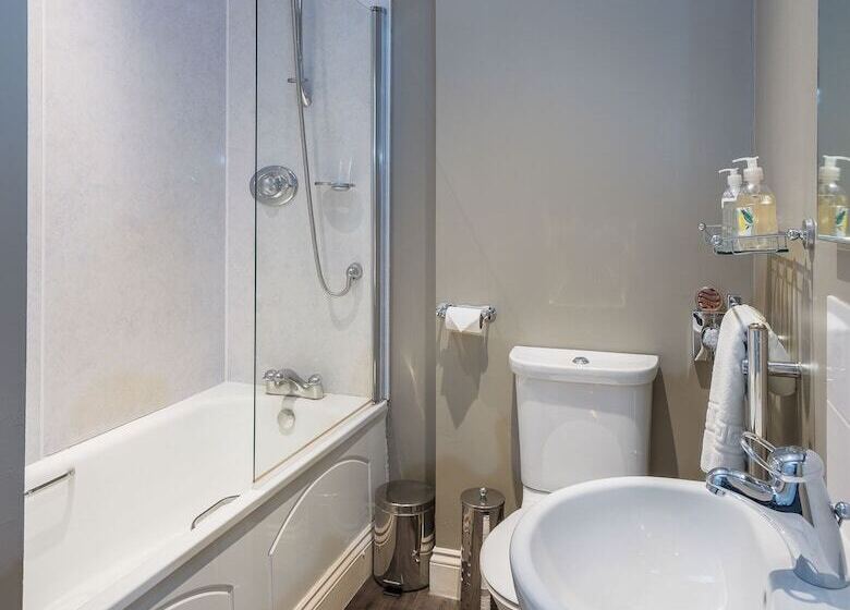 בית מלון כפרי Ardgowan