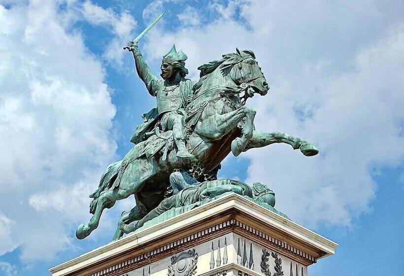 هتل Campanile Clermont Ferrand Centre