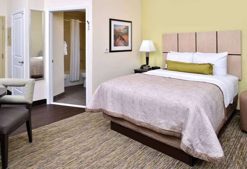 فندق Candlewood Suites Kenedy, An Ihg