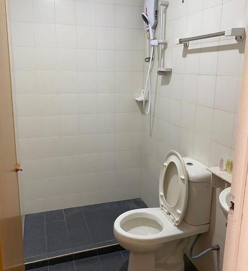 Отель Corrie Chalet, Pantai Cenang Langkawi