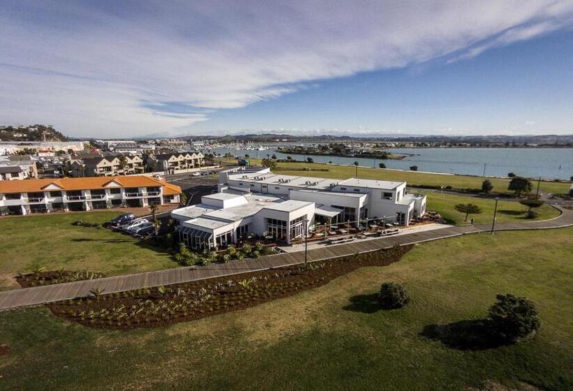 בית מלון כפרי East Pier