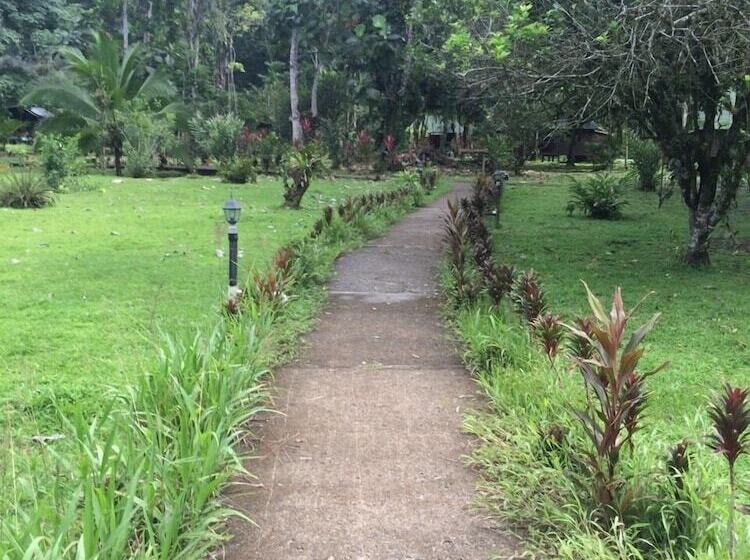 ホテル El Pizote Lodge