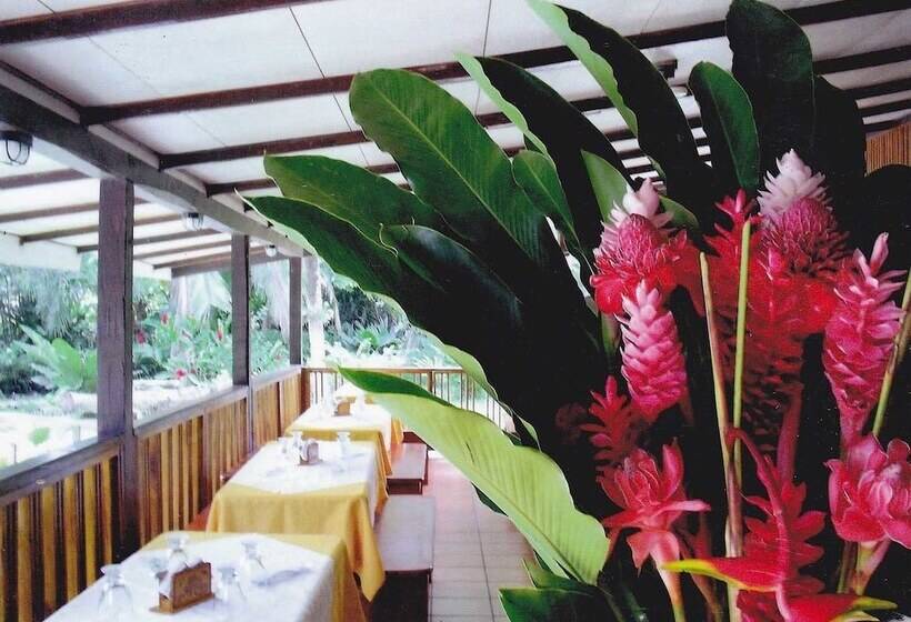 ホテル El Pizote Lodge