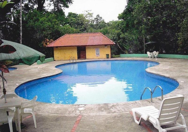 ホテル El Pizote Lodge