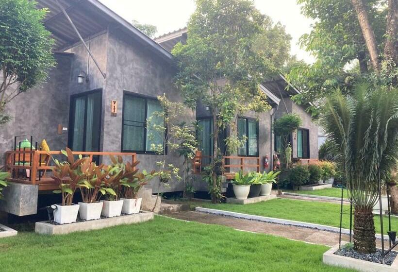 Отель Family House @ Pai