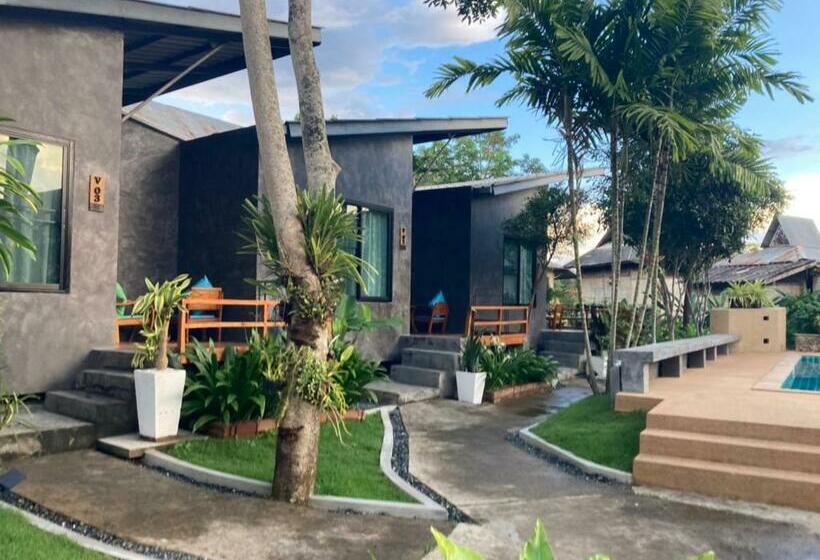 Отель Family House @ Pai