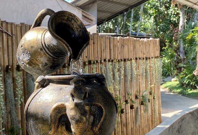 Отель Family House @ Pai