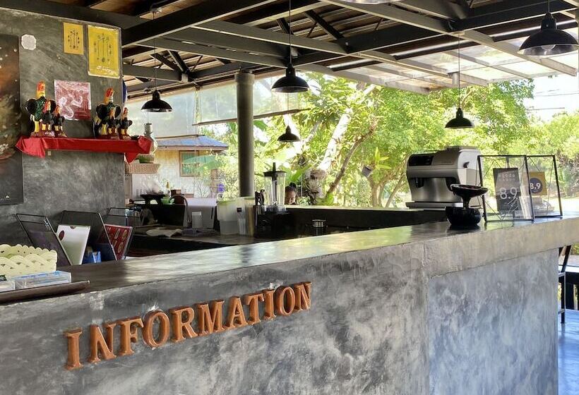 Отель Family House @ Pai