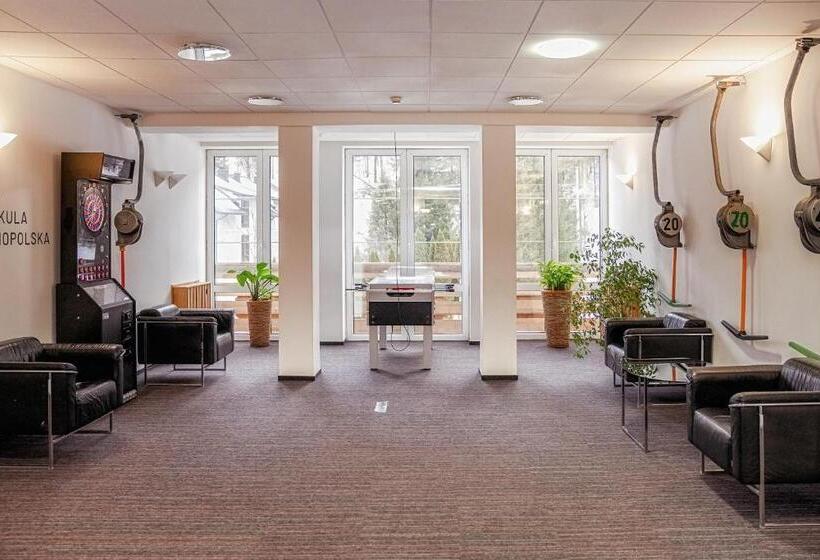 酒店 Gronie Ski & Bike