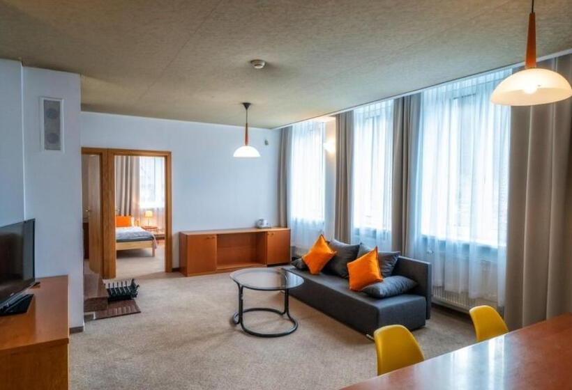 酒店 Gronie Ski & Bike