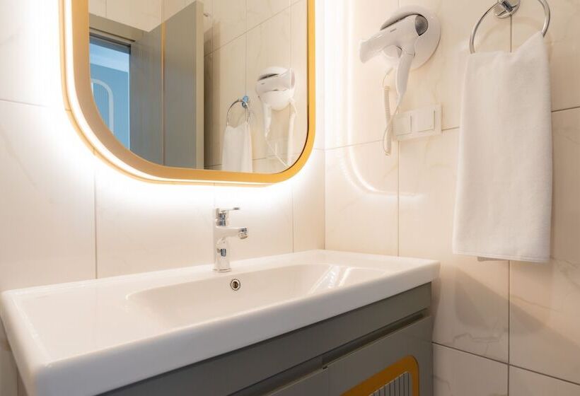 فندق Gurses Life