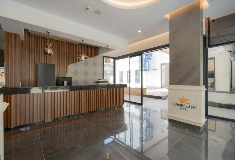 فندق Gurses Life