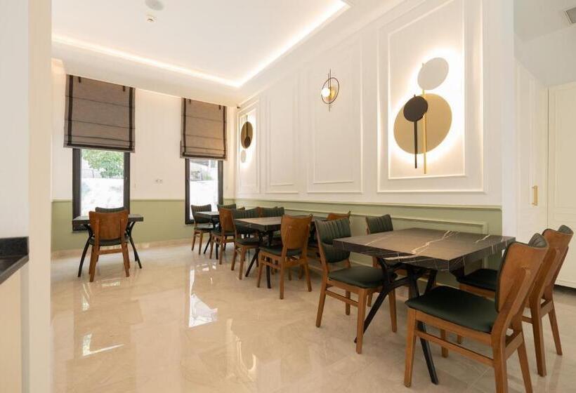 فندق Gurses Life