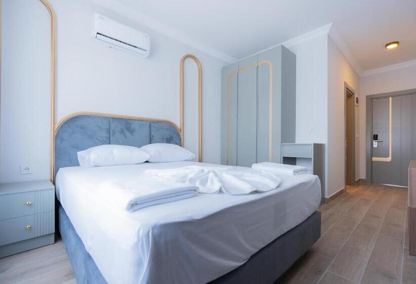 فندق Gurses Life