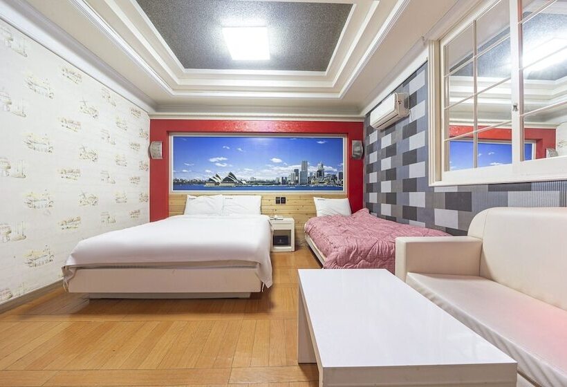 Gwangju Sangmu Hotel Manhattan