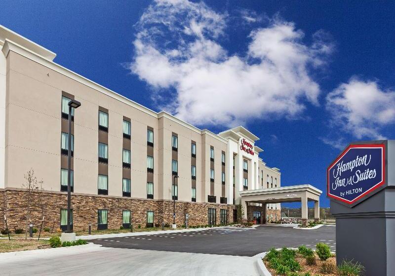 فندق Hampton Inn & Suites Claremore