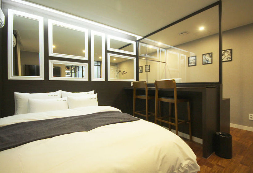 בית מלון כפרי Gimhae Buwondong Haru