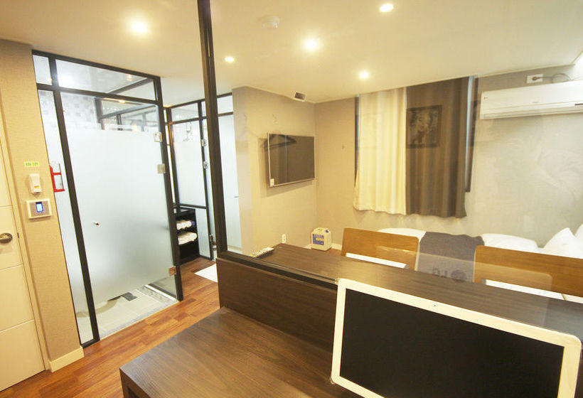 בית מלון כפרי Gimhae Buwondong Haru