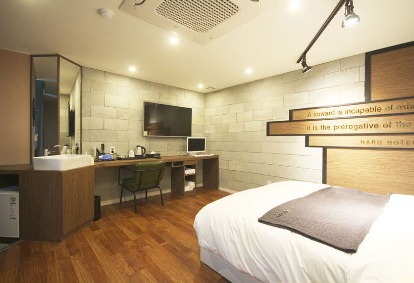 בית מלון כפרי Gimhae Buwondong Haru