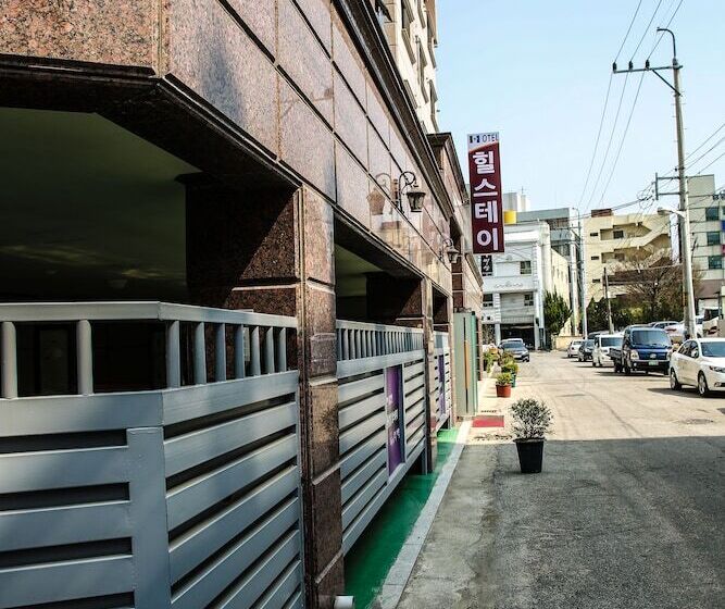 Hill Stay Hotel Residence