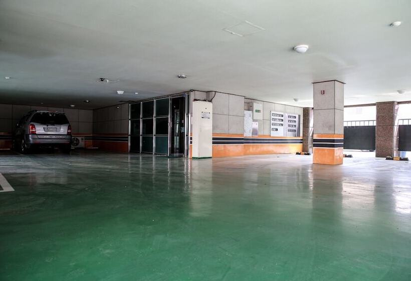 Hill Stay Hotel Residence