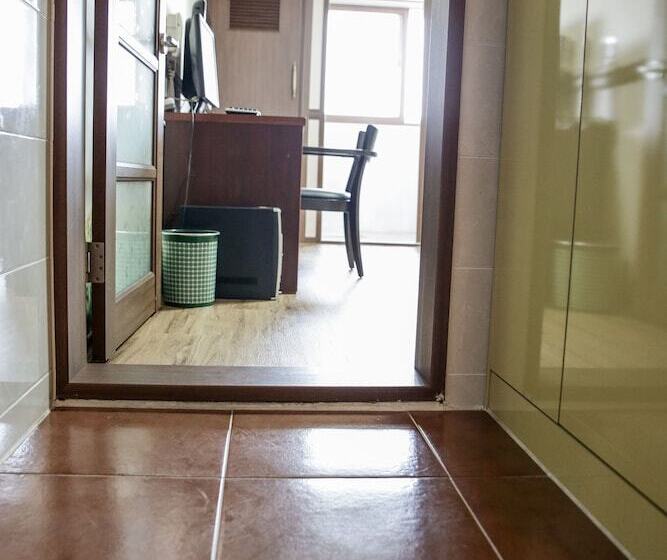 Hill Stay Hotel Residence