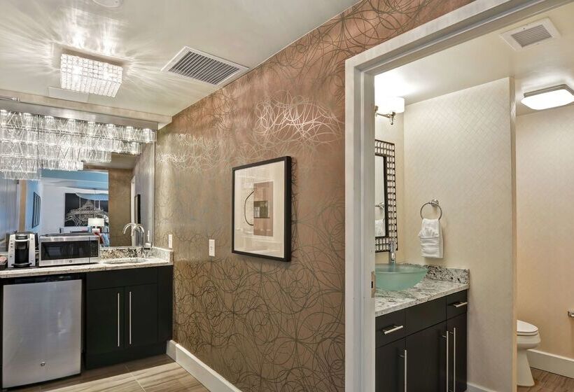 هتل Hilton Garden Inn Raleigh /crabtree Valley