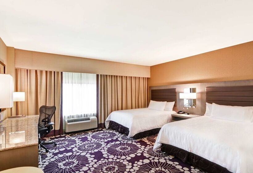هتل Hilton Garden Inn Raleigh /crabtree Valley
