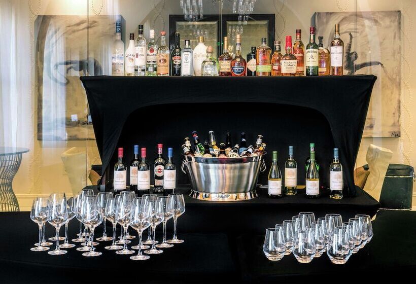 هتل Hilton Garden Inn Raleigh /crabtree Valley