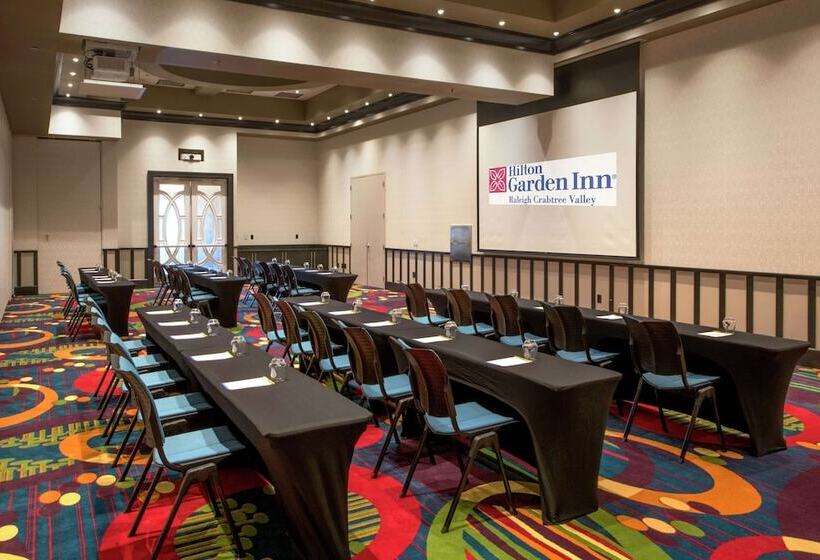 هتل Hilton Garden Inn Raleigh /crabtree Valley